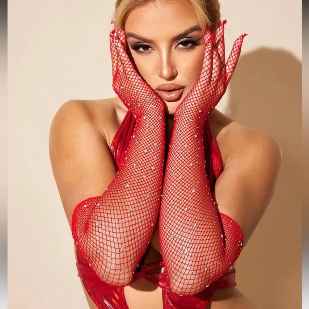 Vixen Red Sparkling Rhinestone Fishnet Gloves NEW 🏷️